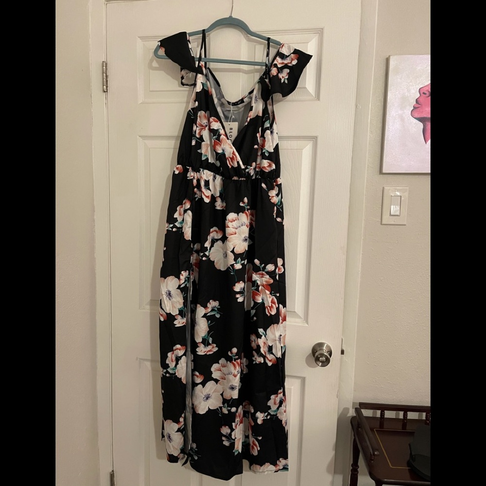 We flower dress